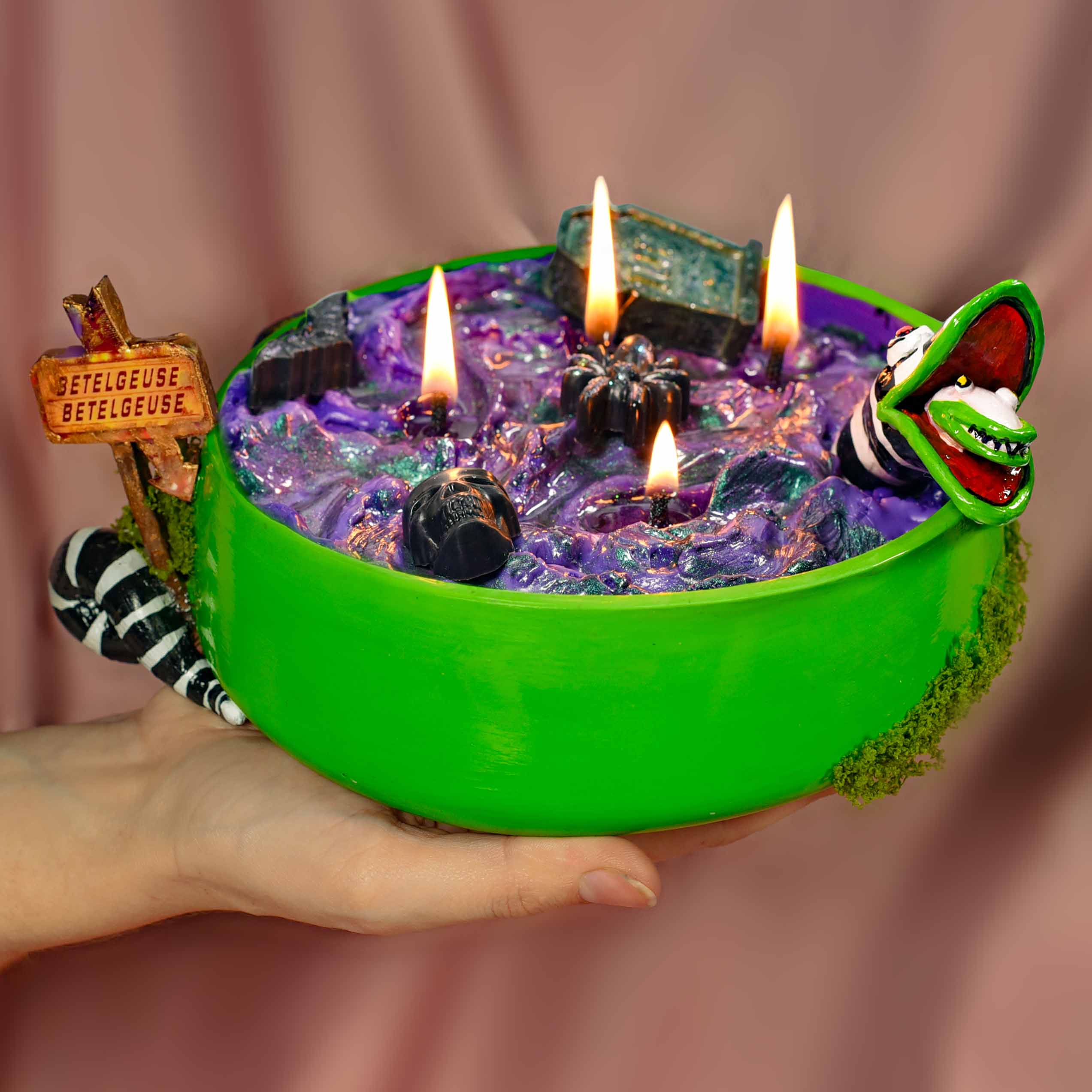 “Beetlejuice” — Світ між світом живих і мертвих